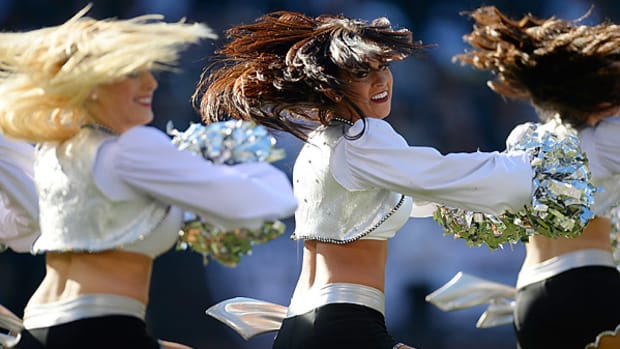 raiderettes.jpg